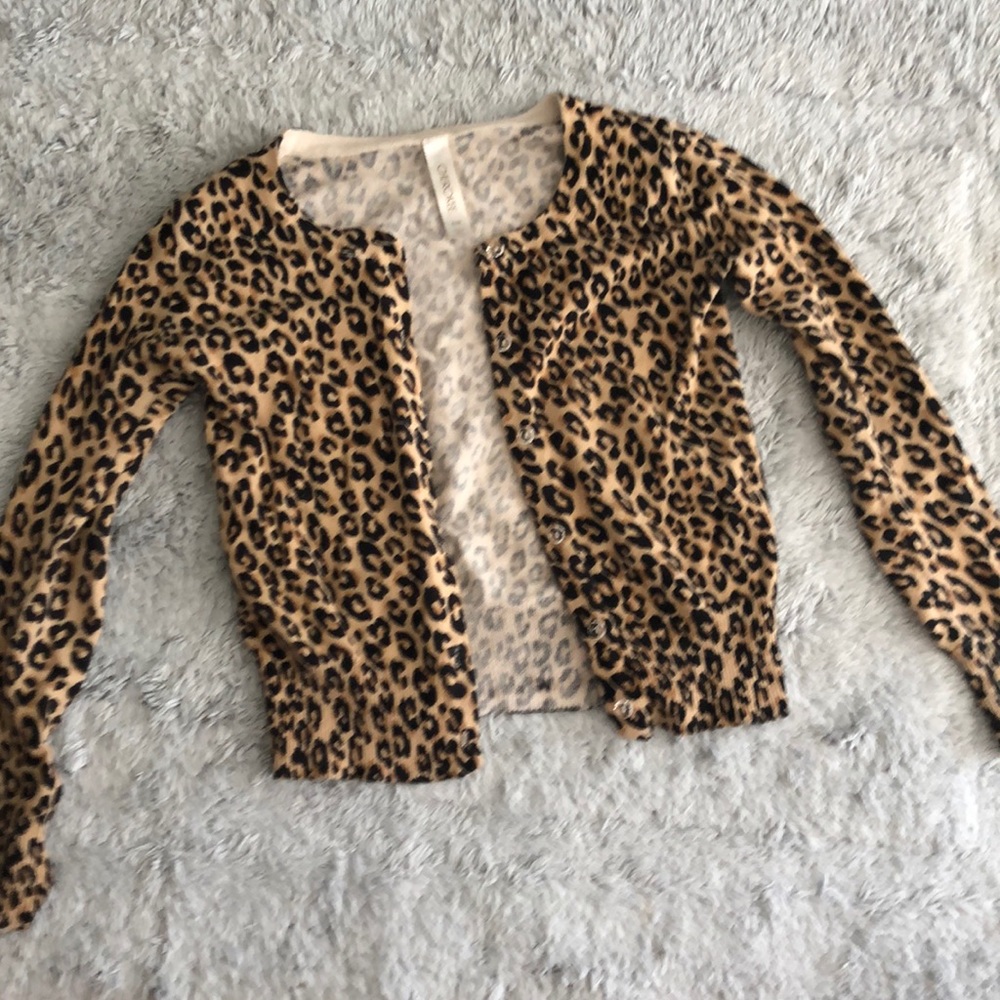 Cherokee button up leopard cardigan s/p